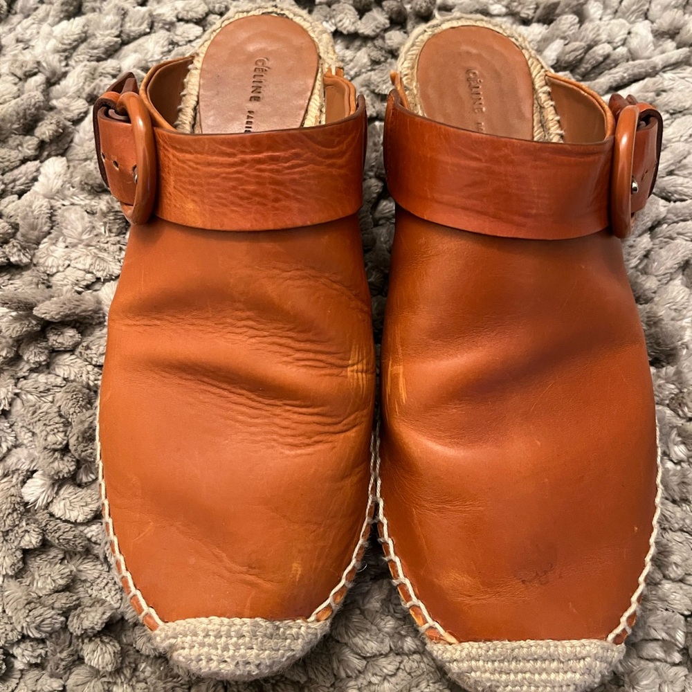 Celine, leather, flat espadrilles slides in a beautiful tan color. Size 37.